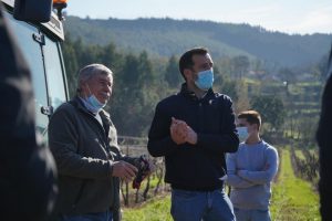 Troca de impressões com David Gomes sobre a mecanização da poda na viticultur
